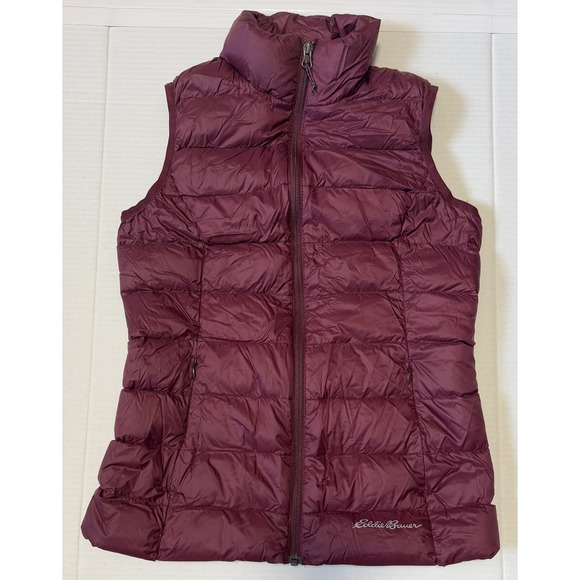 EDDIE BAUER EB650-  Women's CirrusLite Down Dark Berry Puffer Vest - X-Small XS - Picture 1 of 7